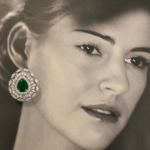 Sterling silver syn ruby earrings - Picture 2 of 2